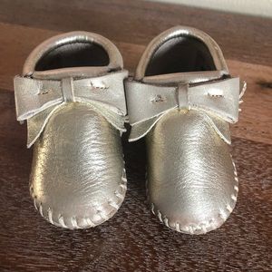 Minnetonka baby girl shoes